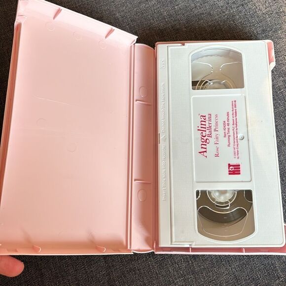 Angelina Ballerina Rose Fairy Princess Mouse VHS Pink Case - Picture 4 of 6